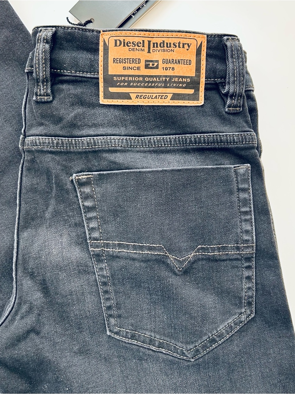Diesel Safado X Jeans Black straight leg men’s 30/30 NWT